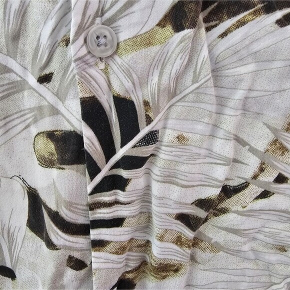 Denim + Flower Tropical Print Button Down Shirt Sz L Beach Resortwear Festival - Picture 8 of 16